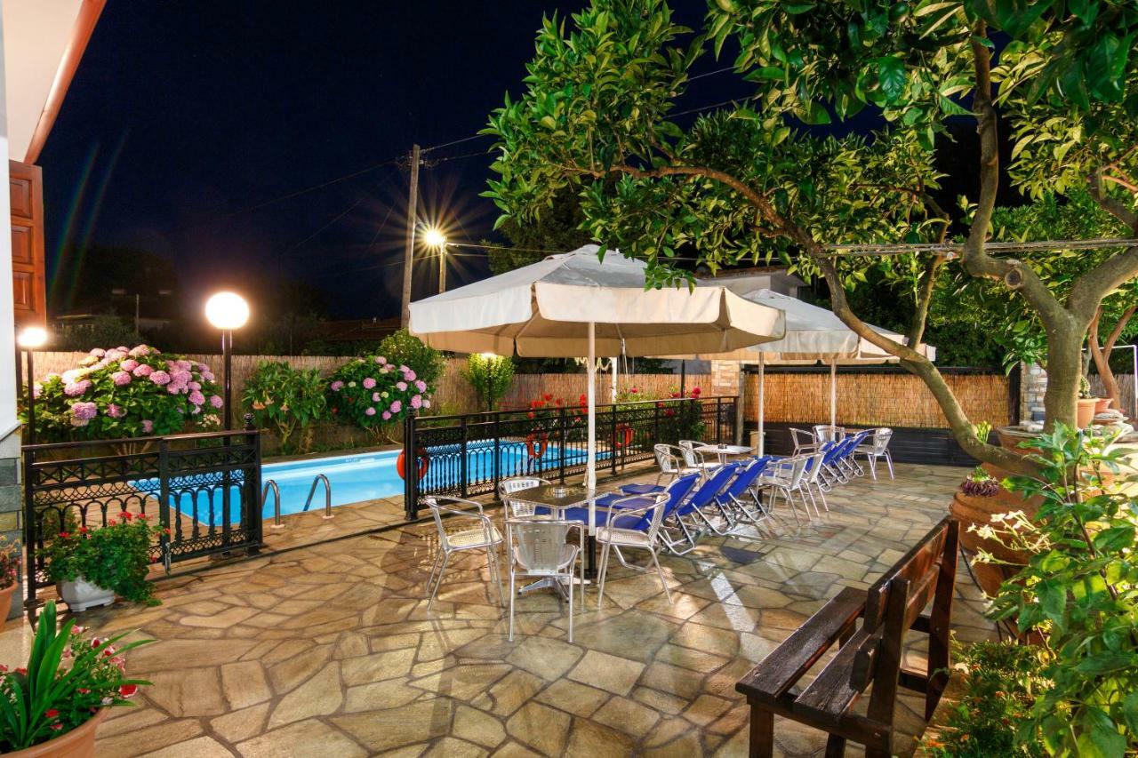 Charoula Apartment Platanias  Exterior photo